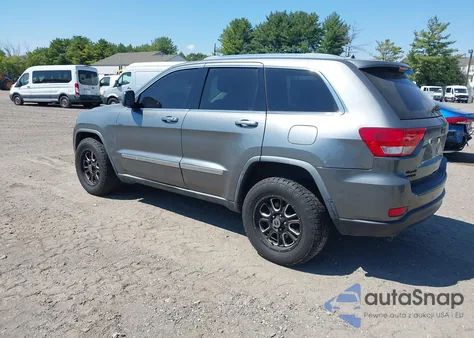 2012 Jeep Grand Cherokee Laredo z USA, uszkodzony, nr VIN 1C4RJFAG1CC184211